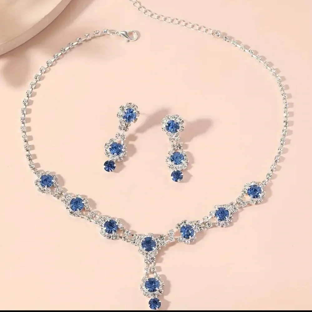 ‼️🔥‼️Elegant Blue Flower Design Dangle Earrings and Y Necklace Elegant Lux - Picture 1 of 4
